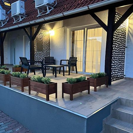 Lux Apartman Buek Eksteriør billede