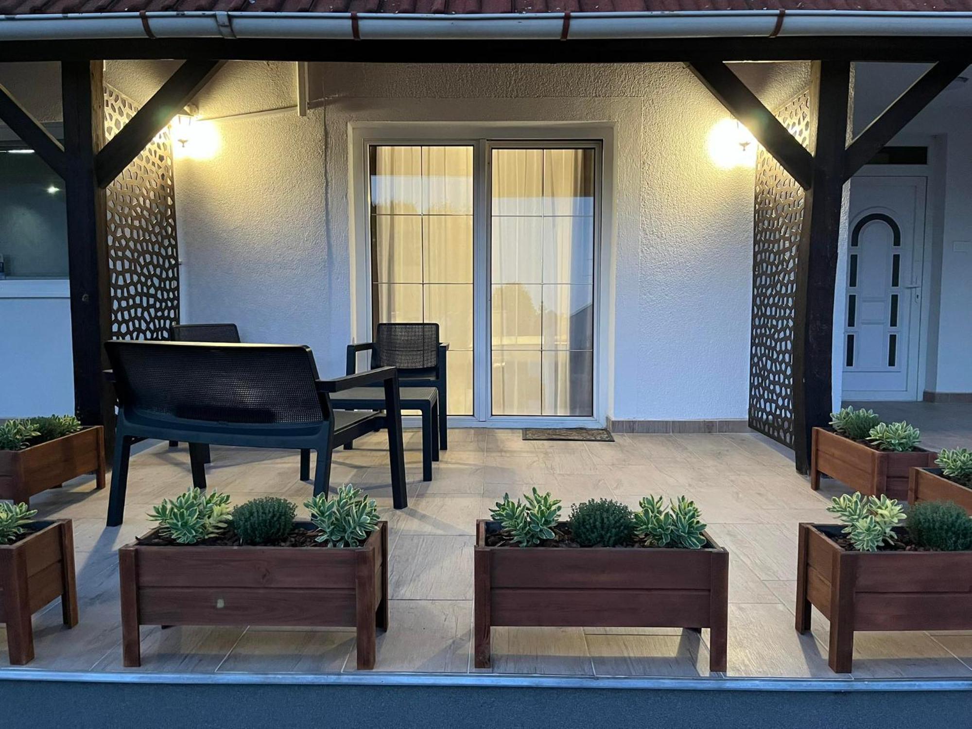 Lux Apartman Buek Eksteriør billede