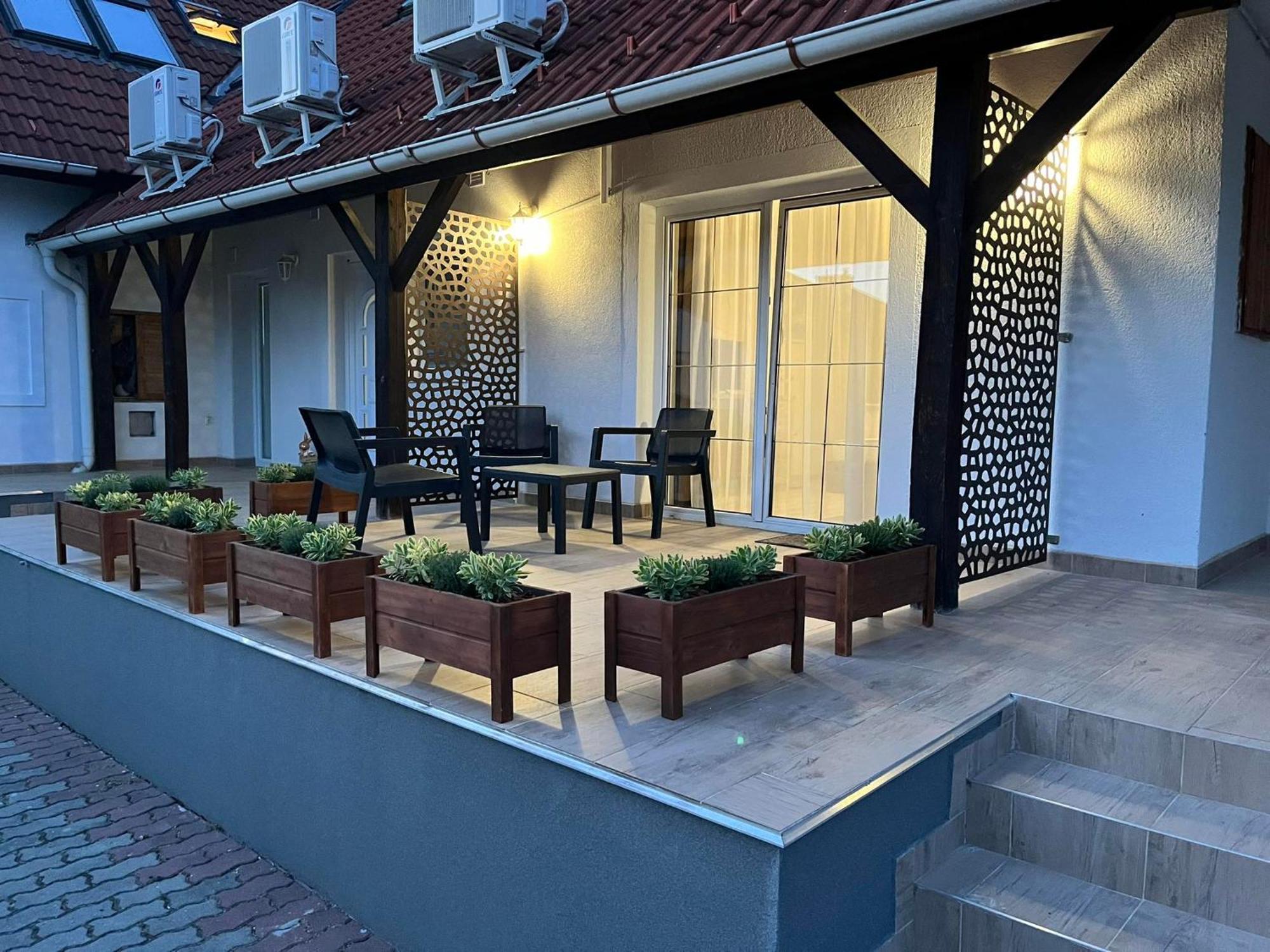 Lux Apartman Buek Eksteriør billede